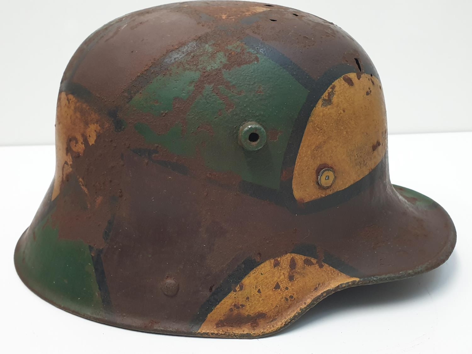 WW1 Semi Relic German M16 Stahlhelm in Jigsaw Pattern Camouflage ...