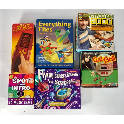 55 - COLLECTION OF BOXED POWER TOY AND SIMILAR 1970S 80S TOYS, INC EVERYTHING FLYS FLYING SAUCERS, ROCKET... 