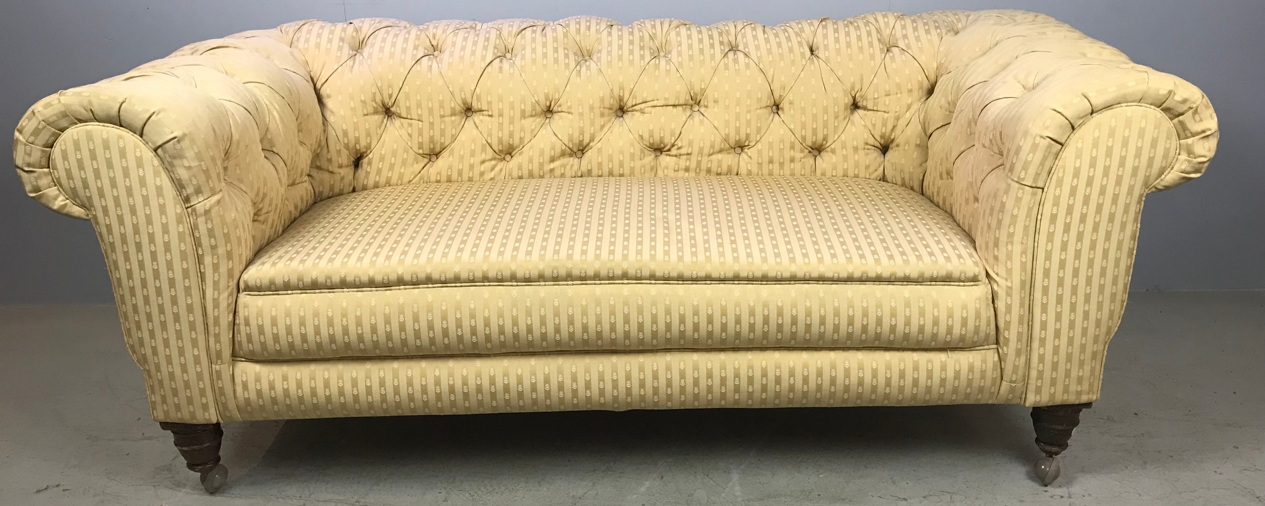 CHESTERFIELD SOFA 183cm LONG