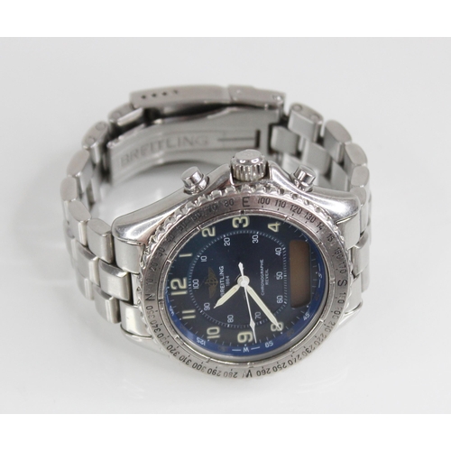 45 - A Gentleman's Breitling Intruder wristwatch, the navy dial with Arabic numerals, luminous hands and ... 