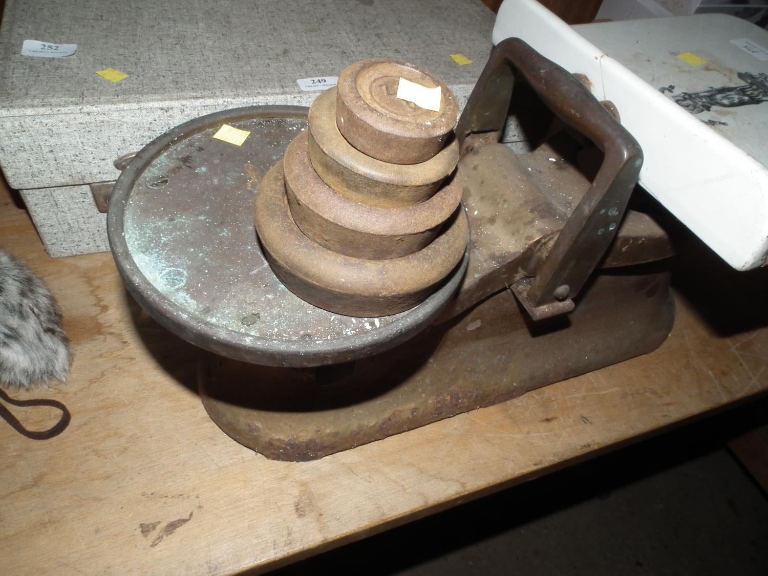 ANTIQUE SCALES AND WEIGHTS   1100016071.JPG