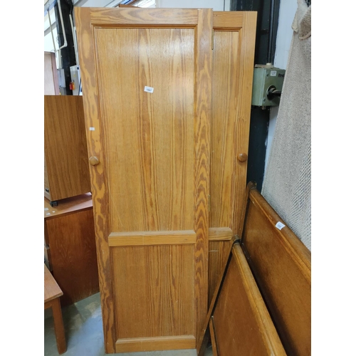 1067 - 2 oak wardrobe doors 22