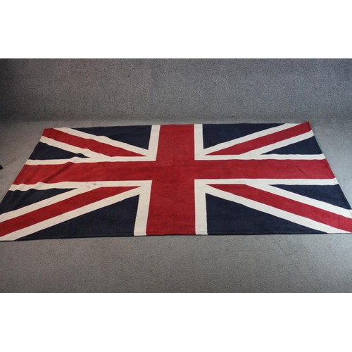 141 - Rug, FS Home Collections, Union flag design.
H.190 W.130 cm.