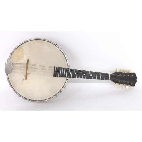 1046 - Vega Little Wonder mandolin banjo, made in USA, ser. no. 34046, with 10