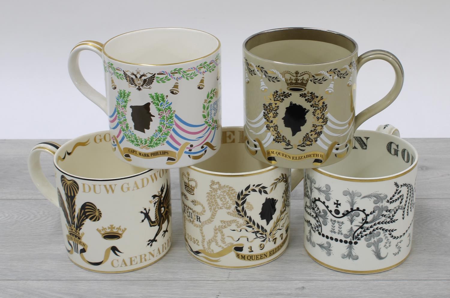 Good collection of Wedgwood commemorative mugs including examples