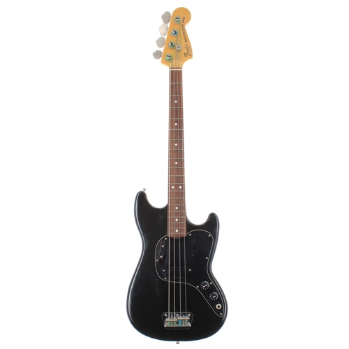 7 - 1980 Fender Musicmaster Bass guitar, made in USA, ser. no. S8xxxx0; Body: original black finish, ble... 
