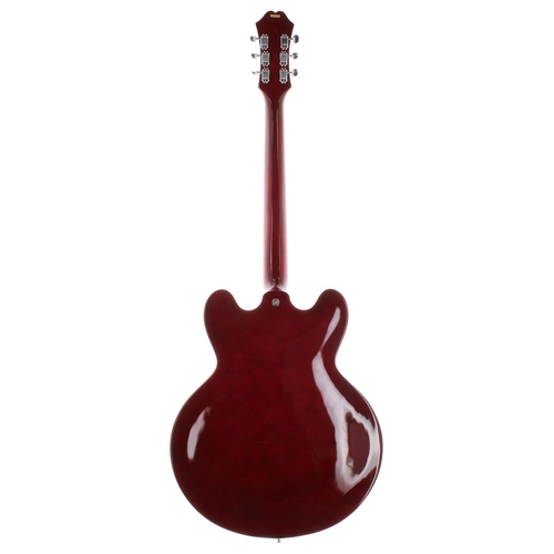 31 - 2005 Epiphone Riviera semi-hollow body electric guitar, made in Korea, ser. no. R05xxxxxx1; Body: ch... 