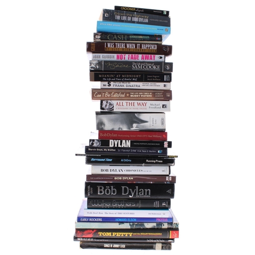 557 - Artists various - selection of books relating to various American artists to include Bob Dylan, Budd... 