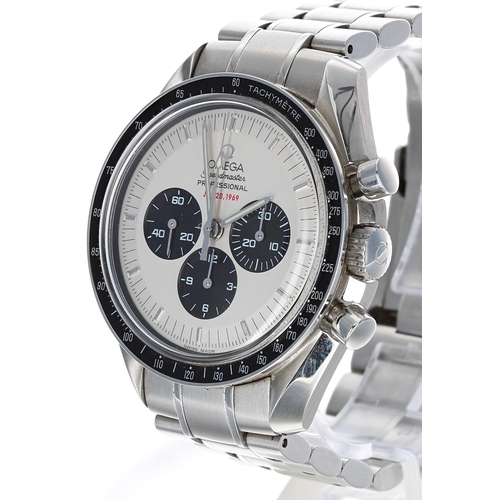 25 - Omega Speedmaster Moonwatch Apollo 11 Chronograph stainless steel gentleman's wristwatch, ref. 3569.... 