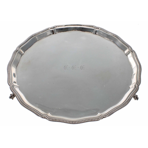 540 - George V circular silver salver, engraved to the centre with 'initials 'C.E.E' within a gadrooned pi... 