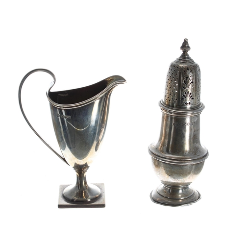 546 - Goldsmiths and Silversmiths silver caster, London 1938, 6.5