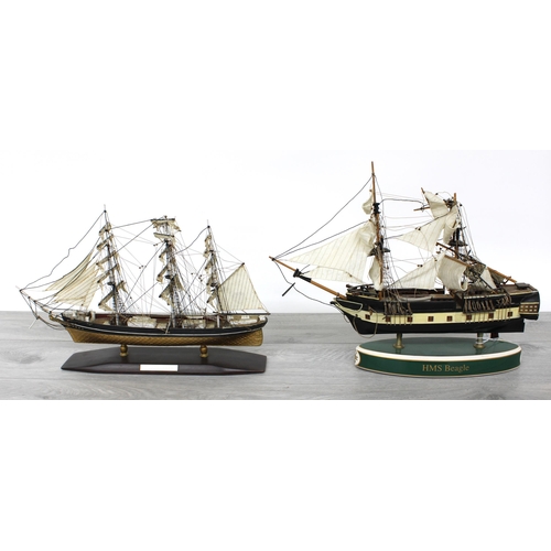 32 - Limited edition scale model of HMS Beagle, upon a pottery plinth, no.55/500 (faults mast damage), 13... 