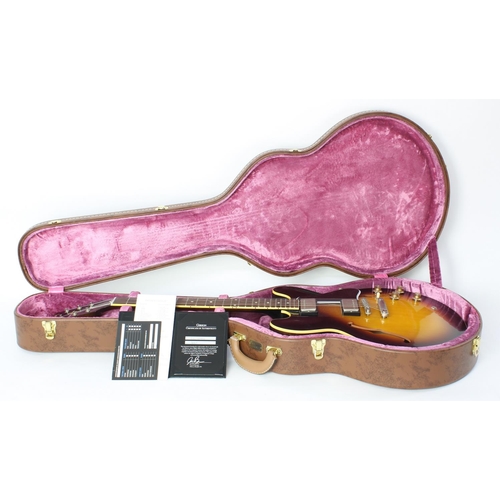 23 - 2018 Gibson Custom Shop 1961 ES-335 semi-hollow body electric guitar, made in USA, ser. no. 8xxx1; B... 