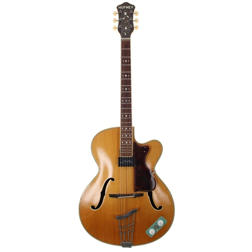 53 - 1958 Hofner President hollow body guitar, made in Germany, ser. no. 4xx5; Body: blonde finish, light... 