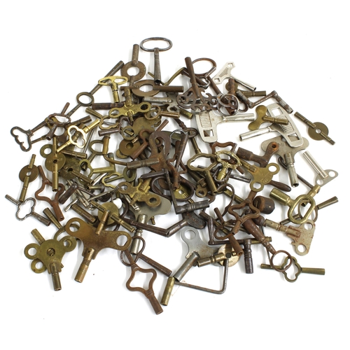 2102 - Large quantity of various mantel and other clock keys (approx 100)