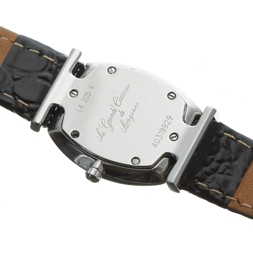 55 - Longines La Grande Classique de Longines  stainless steel lady's wristwatch, reference no. L42054, s... 