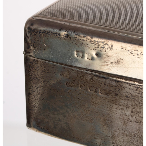 546 - Silver engine turned ply lined cigarette box, with presentation inscription, 7.5