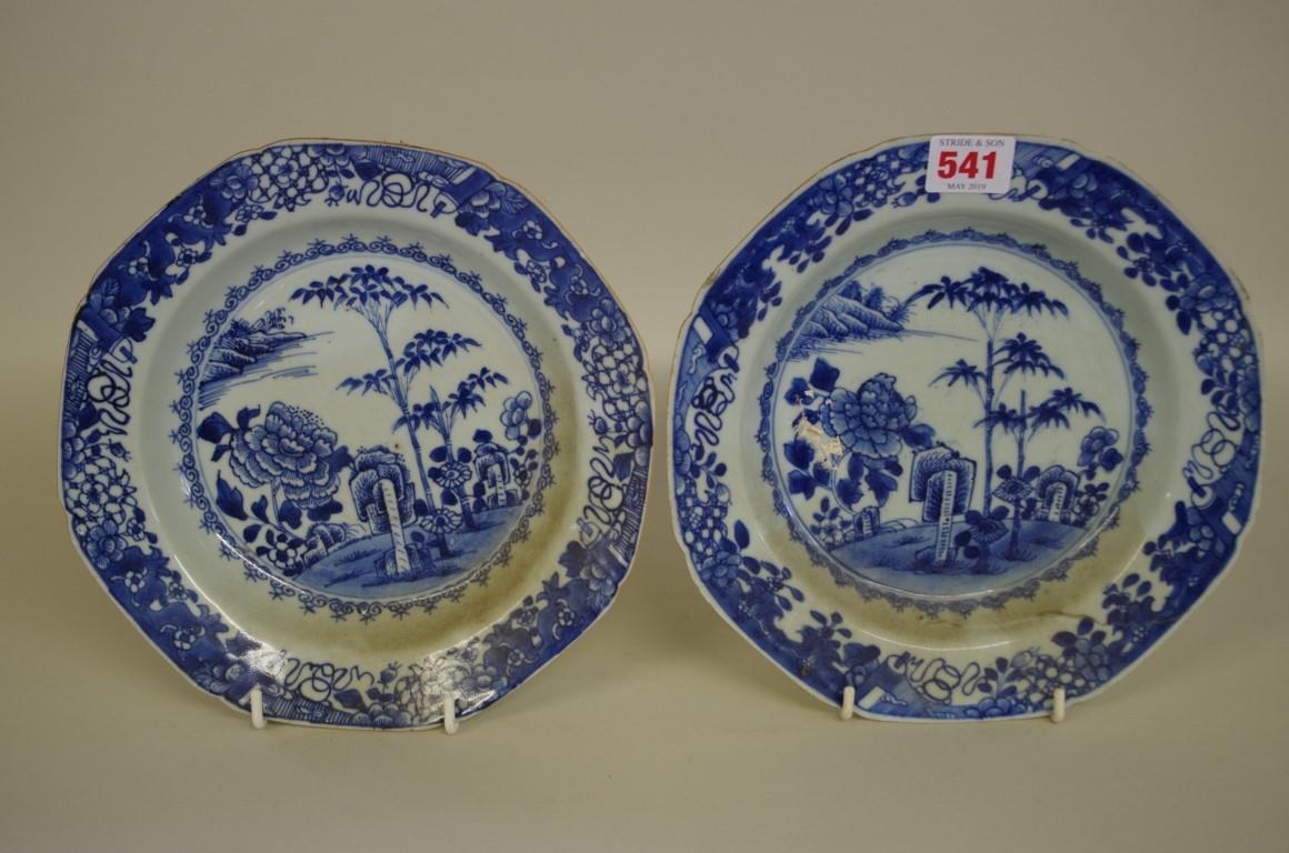 A pair of Chinese blue and white octagonal plates,