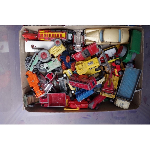 1103 - A collection of toys and pastimes, to include: diecast vehicles; and a Hornby Dublo 2231 locomotive,... 