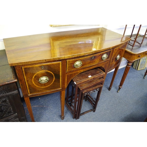 1391 - A George III mahogany, line inlaid and crossbanded bowfront sideboard, on square tapering legs, 137.... 