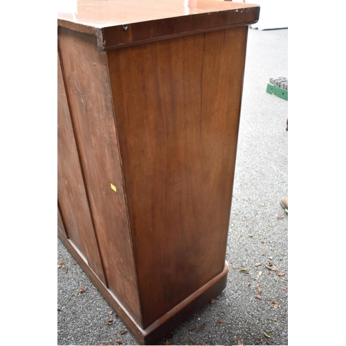 1003 - A large Victorian mahogany chest of drawers, 113cm wide x 53cm deep x 126cm high. 