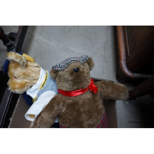 1184 - Five various teddy bears, to include a limited edition Deans Ragbook example.   ... 