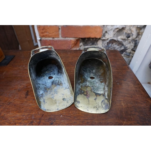1285 - A pair of antique brass stirrups, possibly Spanish Conquistador.