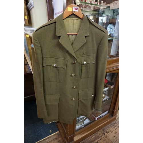 1957 - A British Army Royal Signals/Parachute Regiment officer's jacket, by Moss Bros.