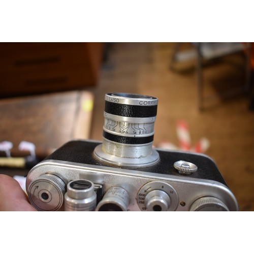 1791 - Camers: a Corfield Periflex 1 camera, with Lumar X 1:3.5/50 lens, in leather case, together with a '... 