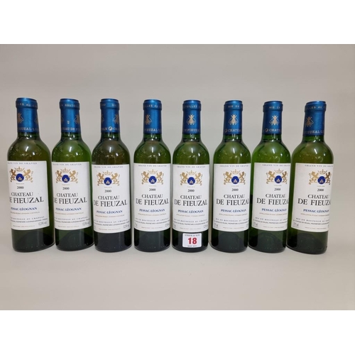 18 - Eight 37.5cl bottles of Chateau de Fieuzal Blanc, 2000, Pessac-Leognan. (8)