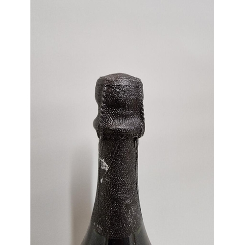 48 - A 75cl bottle of Moet et Chandon 'Dom Perignon' 1983 vintage champagne.