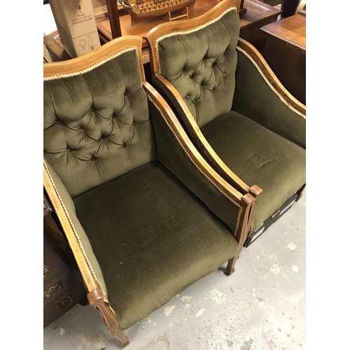 281 - Pair of lovely vintage club chairs. Collection only or buyer to arrange transport....
