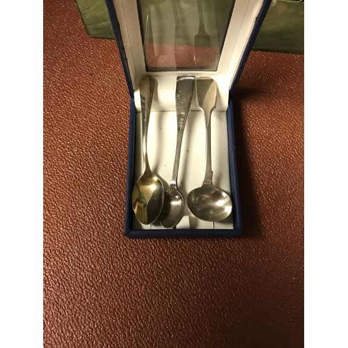 44 - 3 x Small Silver Spoons...