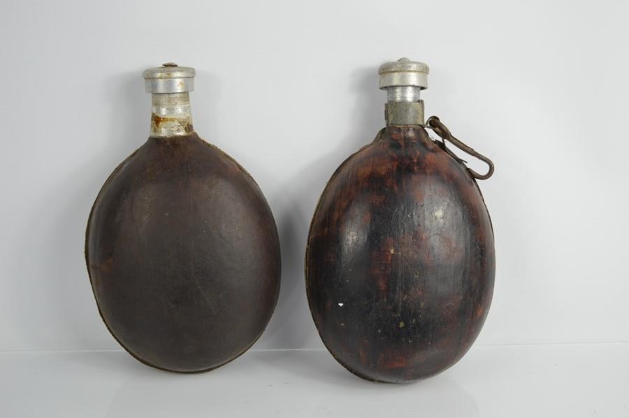 A pair of WWII german water canteens / bottle