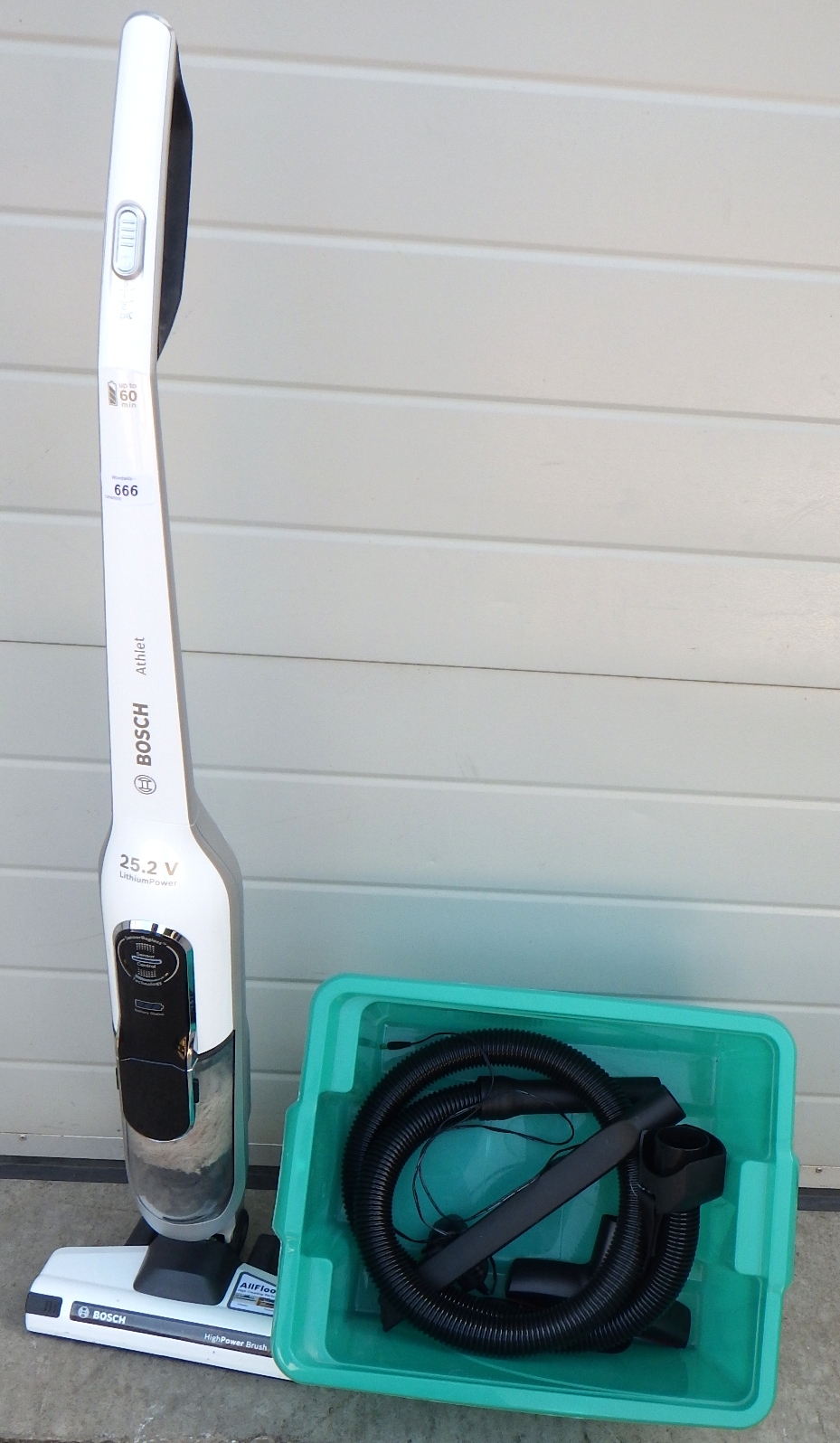 A Bosch Athlet high power brush, 25.2V rechargeable