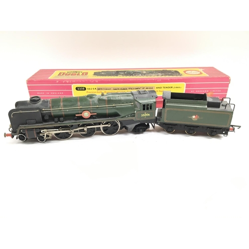 A Hornby Dublo 00 Gauge Merchant Navy Class p&o Lines 35006 and Tender ...