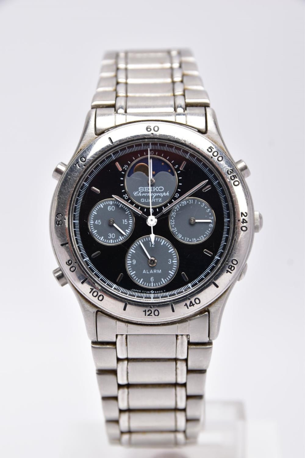 seiko men's two tone bracelet quartz chronograph watch
