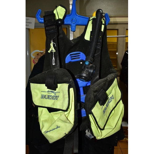 AN A. P. VALVES BUDDY COMMANDO BCD / BUOYANCY CONTROL DEVICE... Barnebys