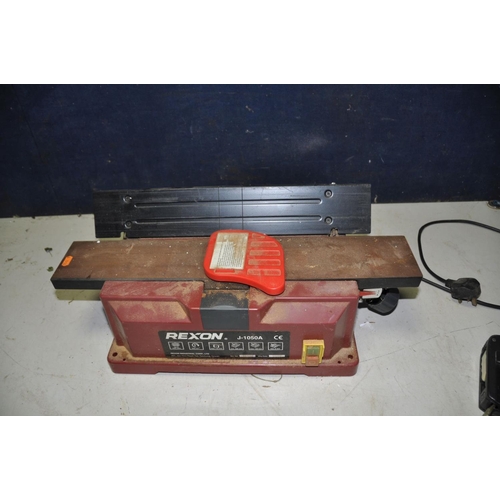 A REXON J-1050A BENCH JOINTER/ PLANER (PAT pass and working)