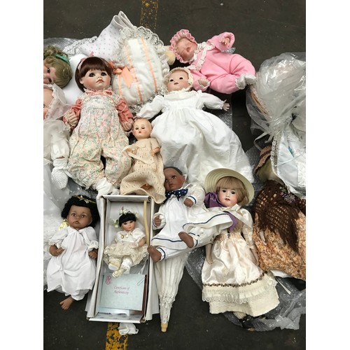 39 - A Collection of vintage collectors porcelain dolls