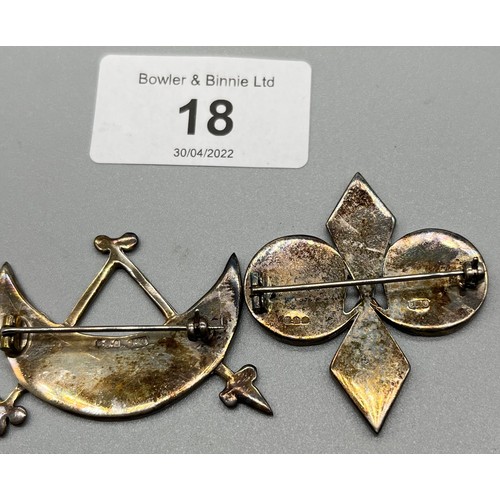 18 - A Lot of two vintage Ola Gorie silver brooches. Comes with a certificate.