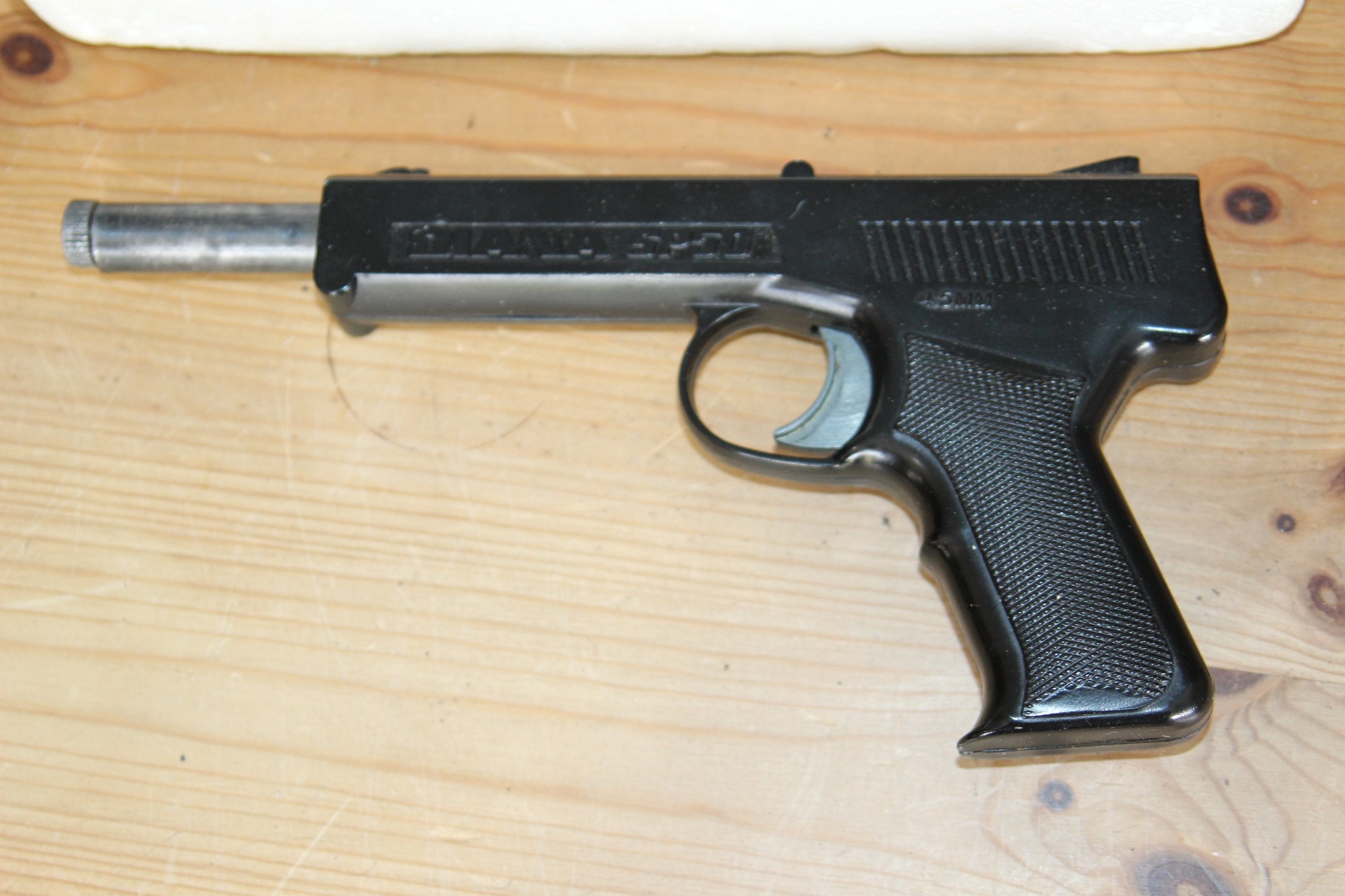 VINTAGE DIANA SP50 AIR PISTOL
