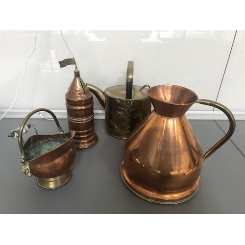 1062 - Four pieces miscellaneous brass and copper.