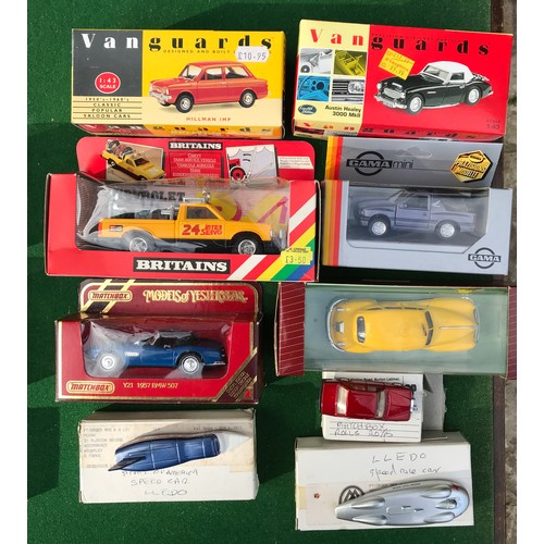 58 - Lot containing various diecast vehicles to include Corgi 299, Ford Sierra, D709/1 Ford Zodiac, D708 ... 
