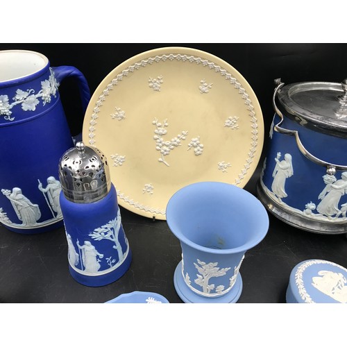 5A - Wedgewood jasper ware collection: silver plated biscuit barrel 17cm, 2 large jugs 19cm, small jug, s... 