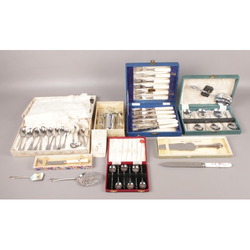 19 - Six boxed sets of flatware and loose pieces. To include a full set of Tala Queen Icing set, a commem... 