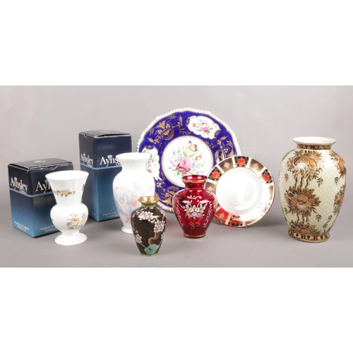 10 - A collection of miscellaneous. Royal Crown Derby Imari small plate (16cm diameter), Aynsley vases 'L... 