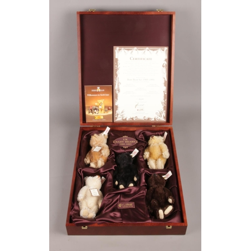 5 - A Steiff limited edition British Collector's Baby Bear Set 1989-1993. No 1122 / 1847. Comprising of ... 