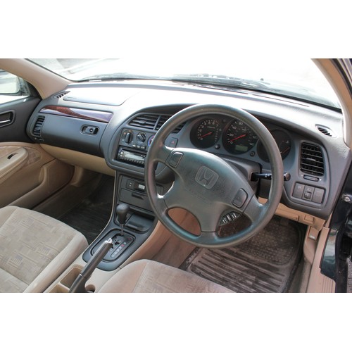 222 - A 2000 (X) Honda Accord Hatchback 5 Door 2000 Petrol Automatic, Green Metallic, 3 owners, 125,790 Mi... 