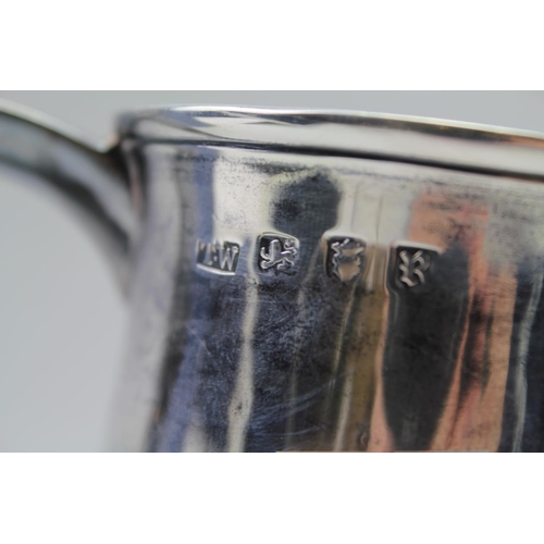 38 - A Georgian Silver Straight sided Tankard, Maker TW, London r, Owner DTE on flying scroll handle. Wei... 